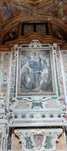 Altare Barocco in Cappella Corcione Affreschi Cappella nella Chiesa di Sant'Anna dei Lombardi a Napoli