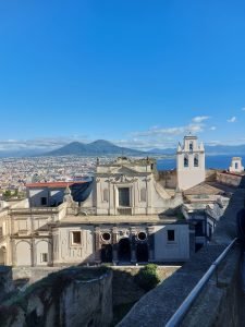 Vista panoramica Vesuvio e Chiesa da Castel Sant'Elmo