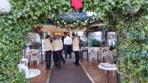 Foto orizzontale Ingresso Gambrinus nei pressi dei Quartieri Spagnoli di Napoli