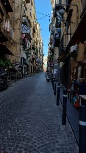 Gradoni di Chiaia seconda parte della Salita del Petraio a Napoli