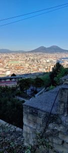 Giardino panoramico su Pedamentina a Napoli