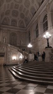 Ingresso Scalone del Palazzo Reale di Napoli