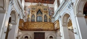 Panoramica Organo della Chiesa di Sant'Anna dei Lombardi a Napoli