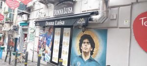 Panoramica pizzeria Donna Luisa nei Quartieri Spagnoli a Napoli