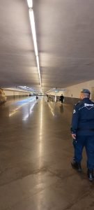 Sottopassaggio sotterraneo da Metro Municipio a Porto Molo Beverello a Napoli