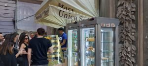 Sede pasticceria Mary per i dolci sotto la Galleria Umberto I a Napoli